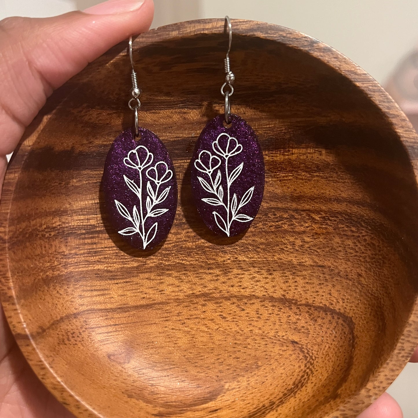Oval Engraved Wildflower Earrings